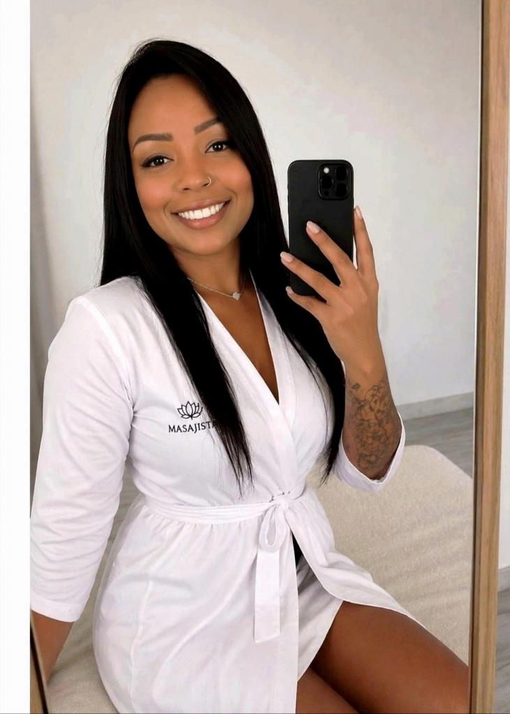 Chica busca chico en Málaga: Chica busca chico