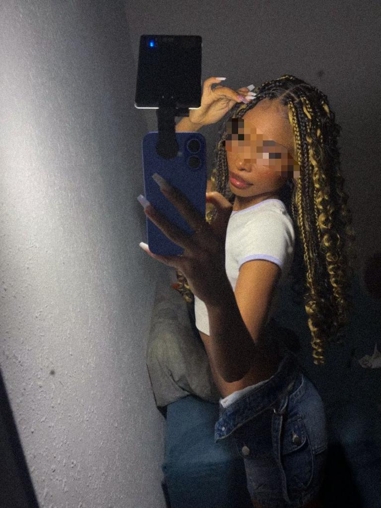 Chica busca chico en Gerona: 