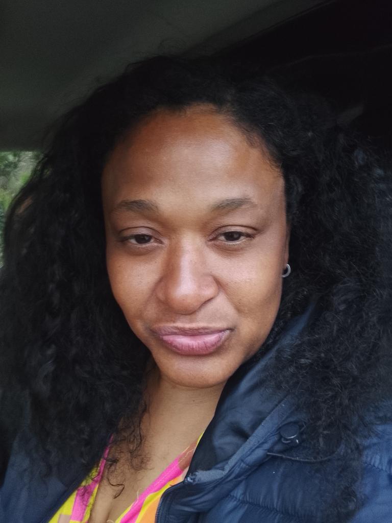 613446944: Chica busca chico en Salamanca