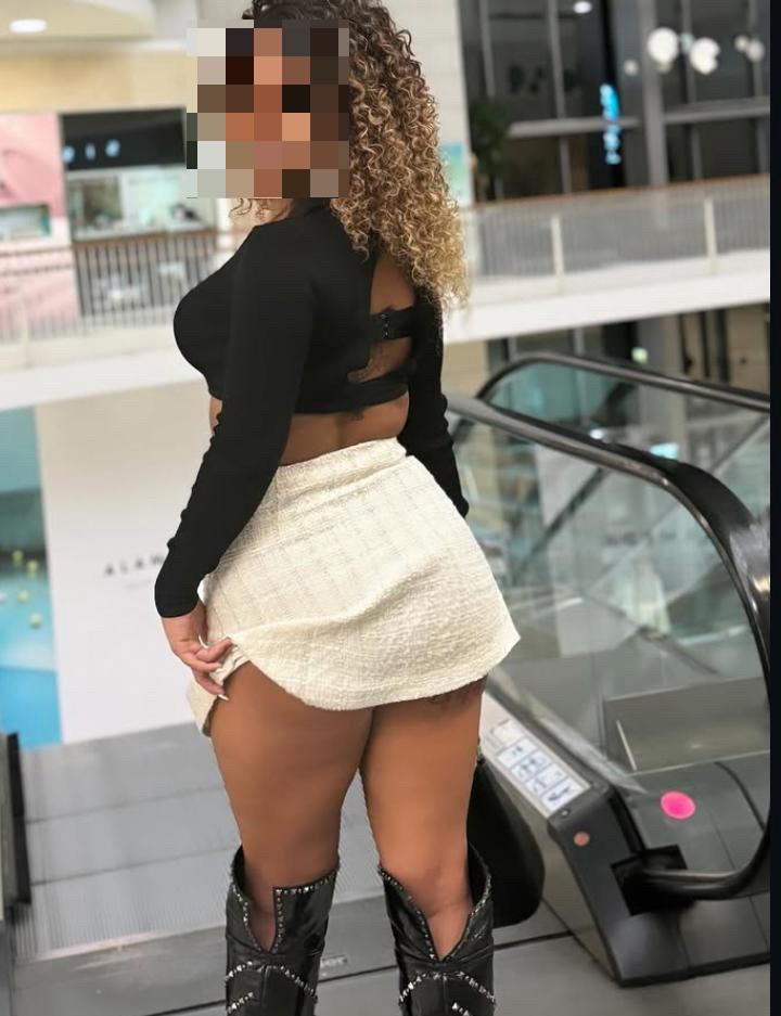 631320246: Chica busca chico en Madrid