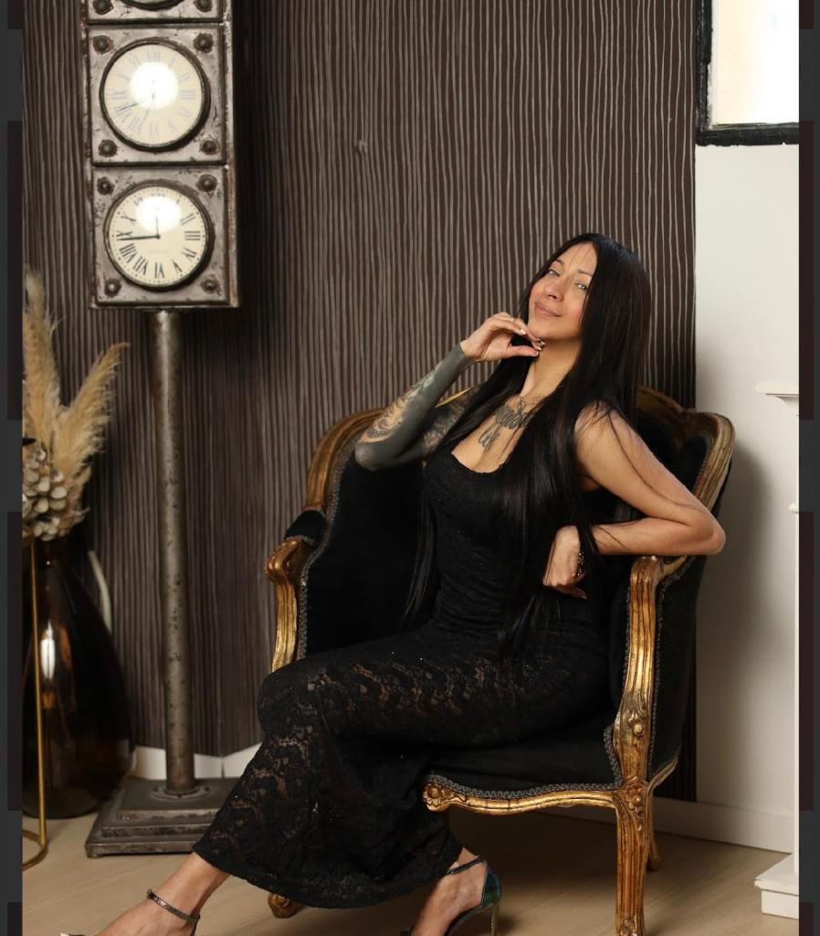 Chica busca chico en Barcelona: 