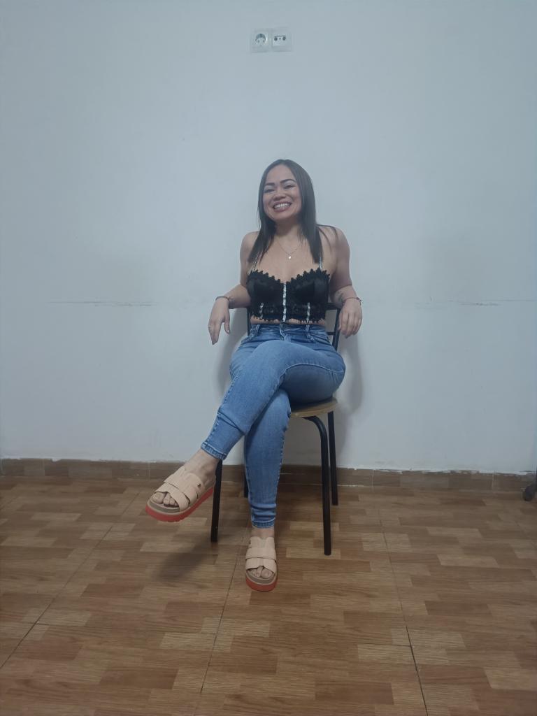 Chica busca chico en Cádiz: 