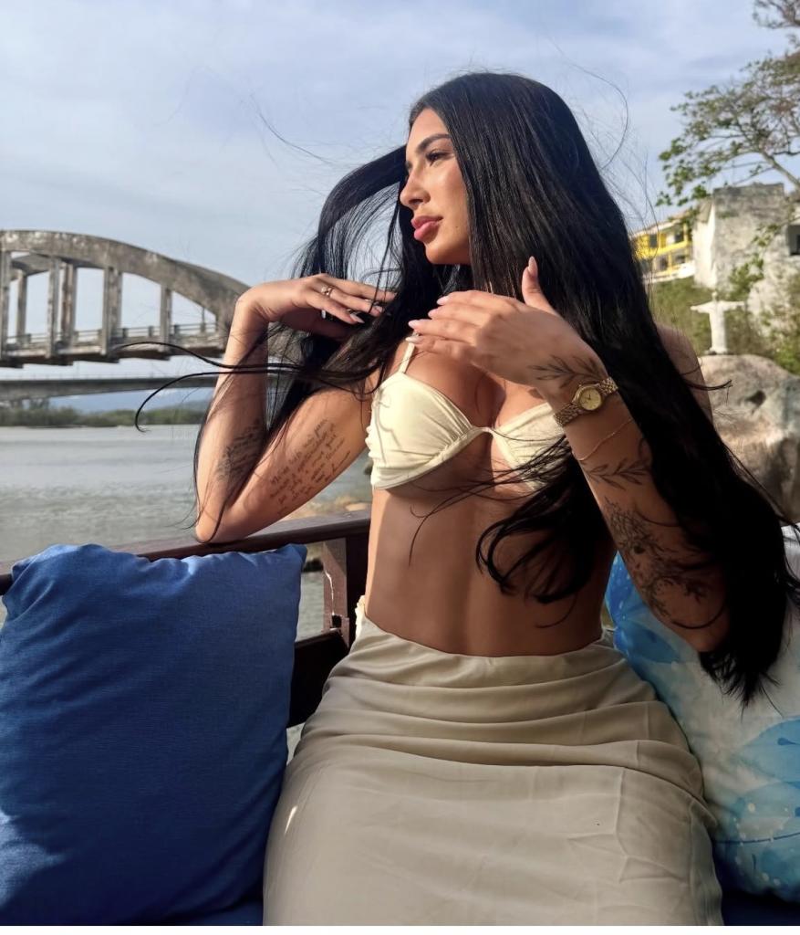 Chica busca chico en Granada: 