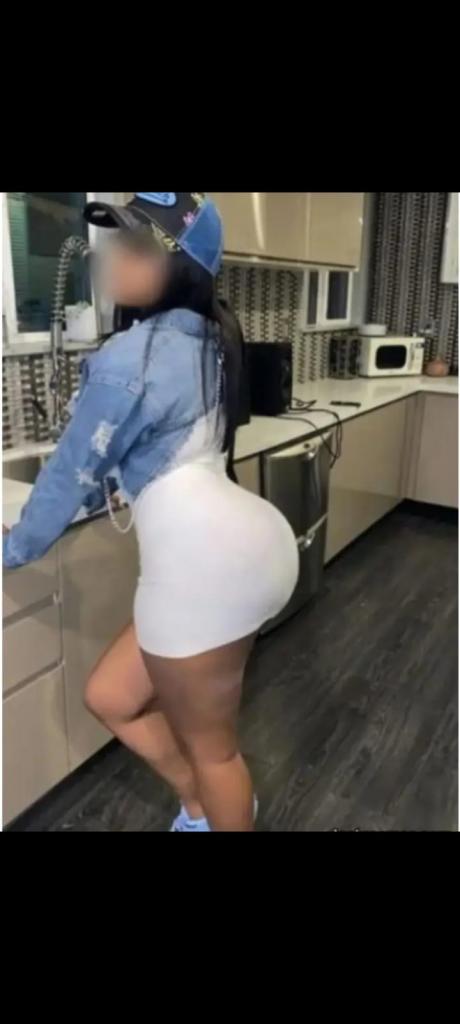 Chica busca chico en Granada: 