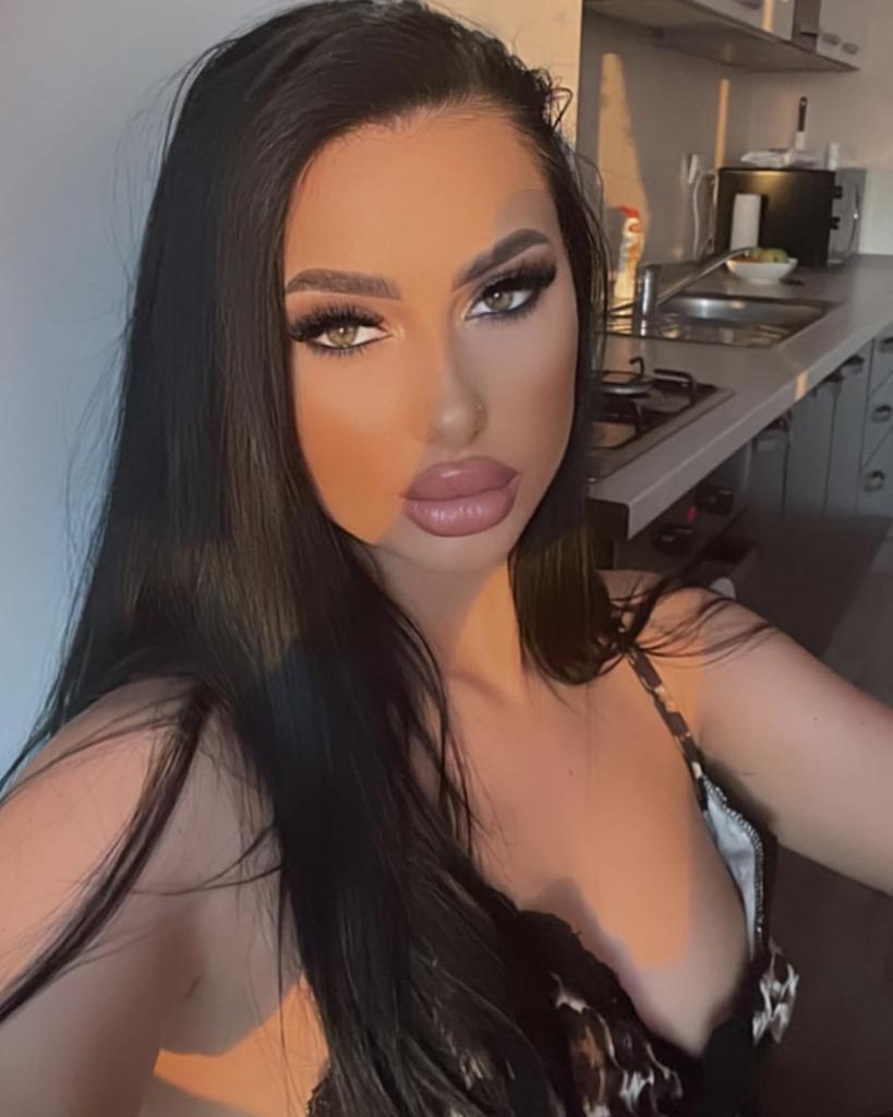 Chica busca chico en Málaga: 