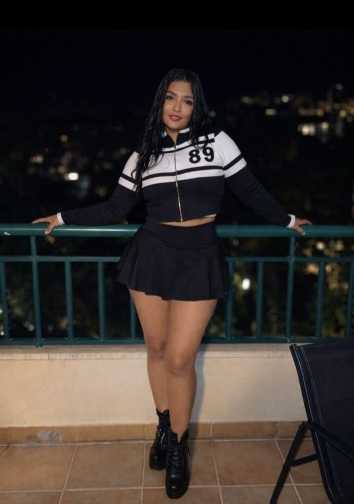 Chica busca chico en Málaga: Chica busca chico