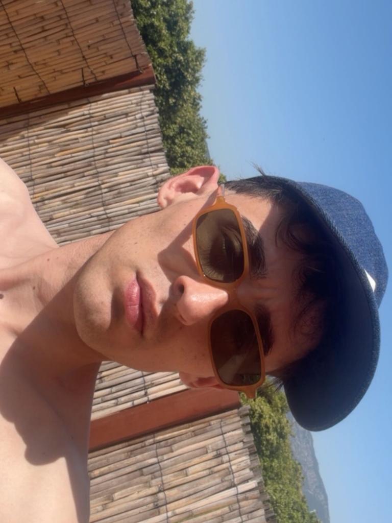 Chico busca chica en Mallorca: 