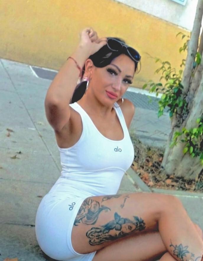 Chica busca chico en Almería: 