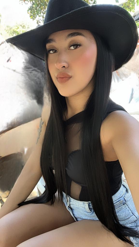 631998590: Chica busca chico en Cantabria