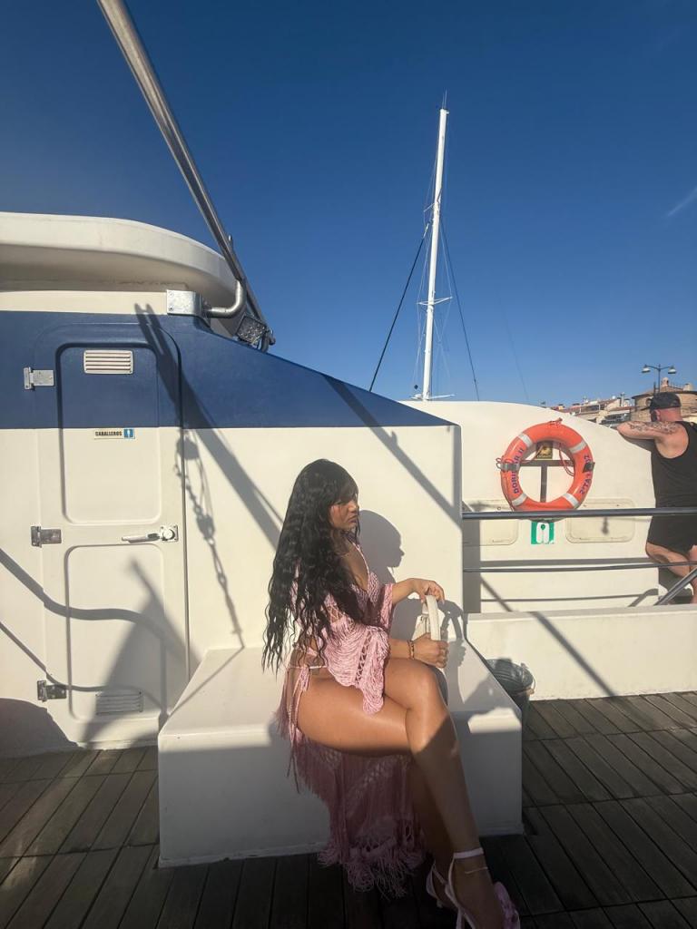 Chica busca chico en Tarragona: Chica busca chico