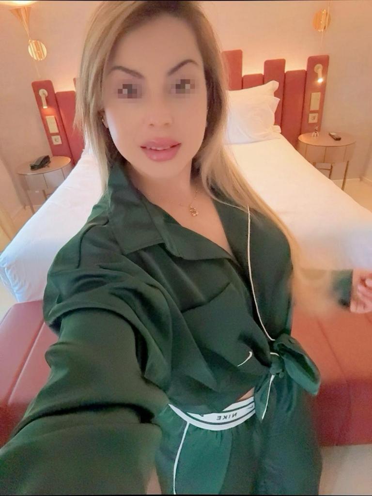 Chica busca chico en Cádiz: 