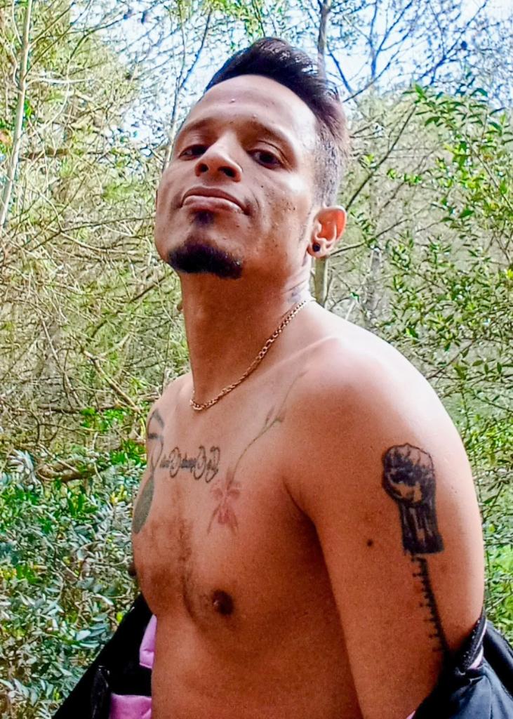 661942466: Chico busca chica en Mallorca