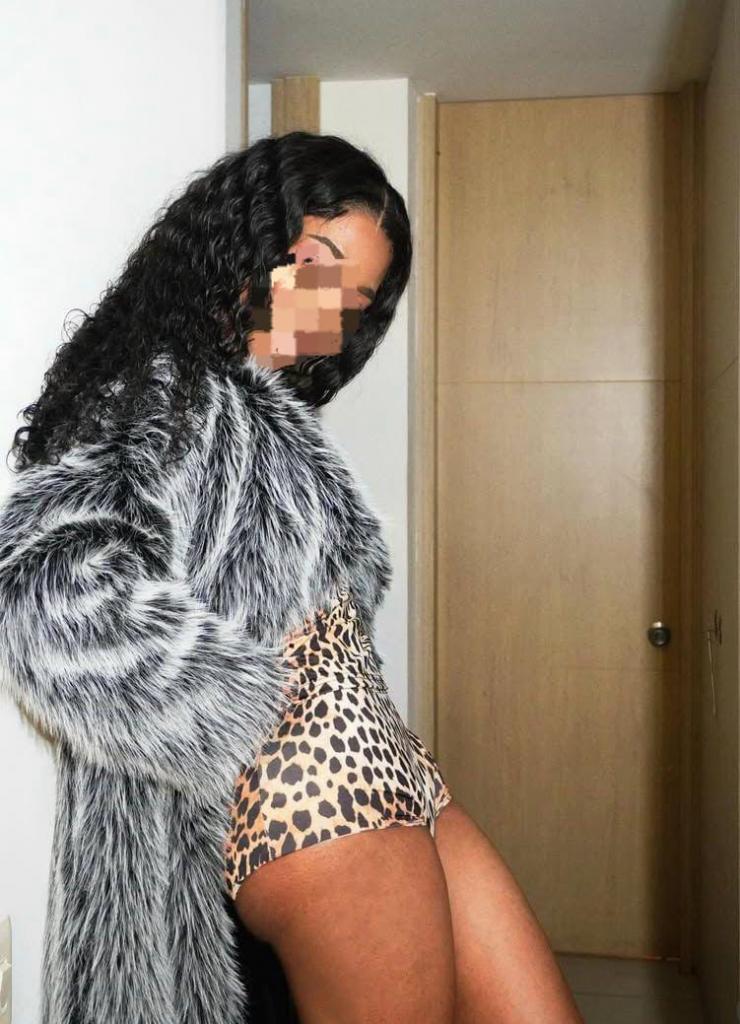 Chica busca chico en Lérida: 