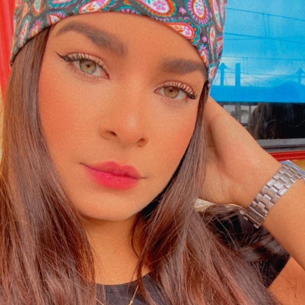 Chica busca chico en Madrid: Chica busca chico