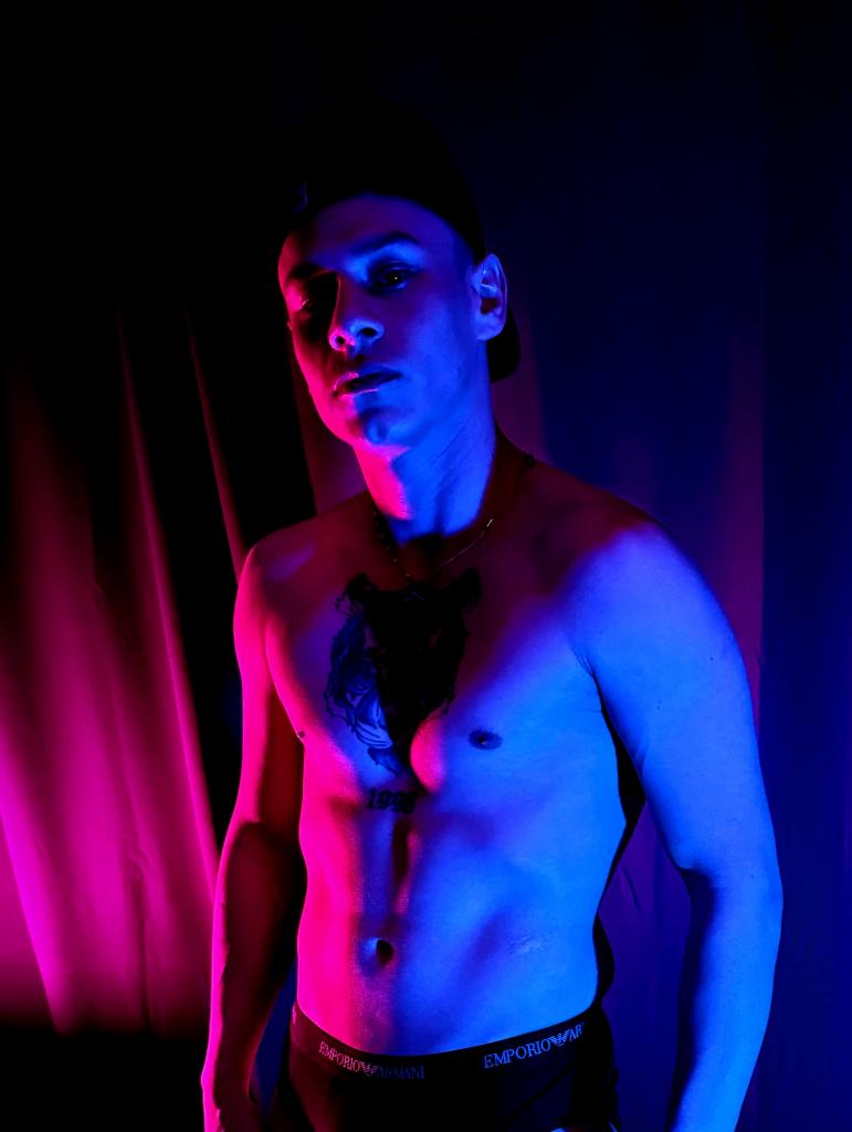 Chico busca chica en Madrid: 