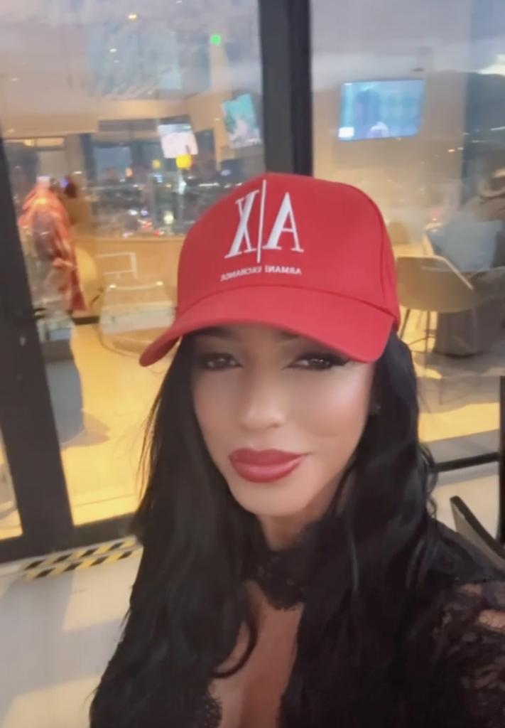 692385780: Chica busca chico en Alicante