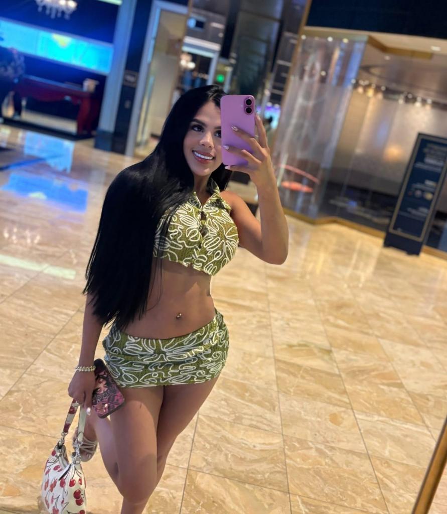 Chica busca chico en Barcelona: 