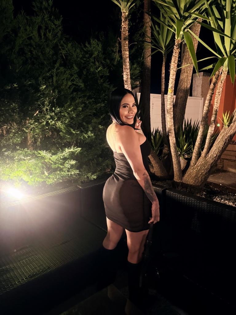 602357858: Chica busca chico en La Coruña