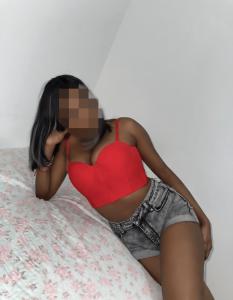 613762817: Chica busca chico en Madrid