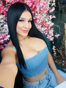 677134480: Chica busca chico en Granada