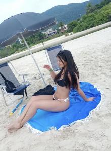 631434345: Chica busca chico en Madrid