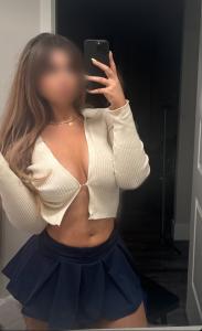 611550993: Chica busca chico en Barcelona
