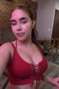 673437939: Chica busca chico en Huelva