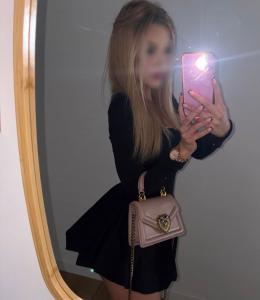 670376449: Chica busca chico en Navarra