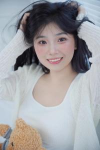 647138888: Chica busca chico en Barcelona