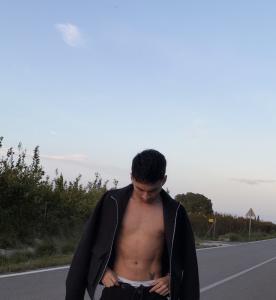 742063903: Chico busca chica en Alicante