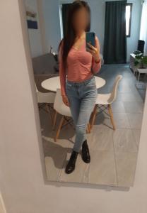 691124170: Chica busca chico en Granada