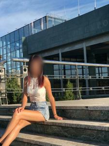 691124170: Chica busca chico en Granada