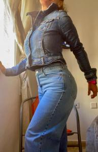 632990962: Chica busca chico en Almería