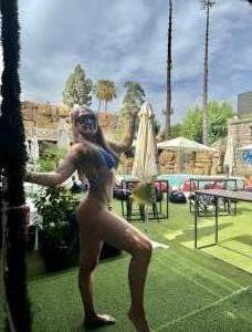 632732183: Chica busca chico en Sevilla