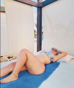 632877387: Chica busca chico en Madrid