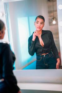 603786791: Chica busca chico en Madrid