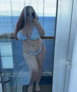 627072347: Chica busca chico en La Coruña