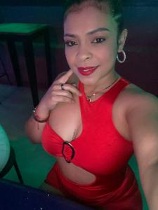 672737731: Chica busca chico en Alicante