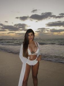 665416114: Transexual en Madrid