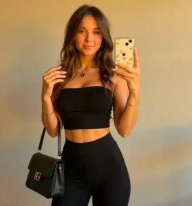 662048978: Chica busca chico en Ibiza