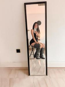 607325081: Chica busca chico en Mallorca