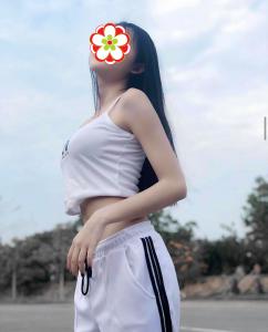 627583358: Chica busca chico en Gerona