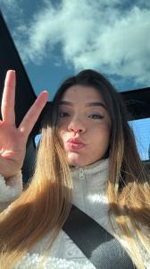 632628248: Chica busca chico en Sevilla