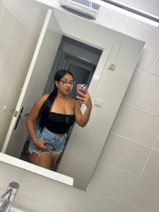 653068613: Chica busca chico en Almería