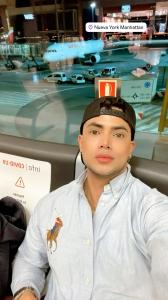 604217104: Chico busca chica en Madrid