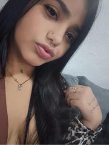 623231101: Chica busca chico en Cádiz