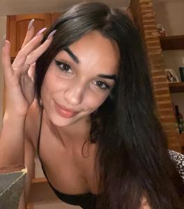 634140478: Chica busca chico en Málaga