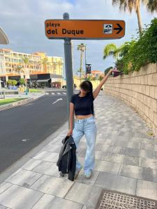 643217322: Chica busca chico en Tenerife
