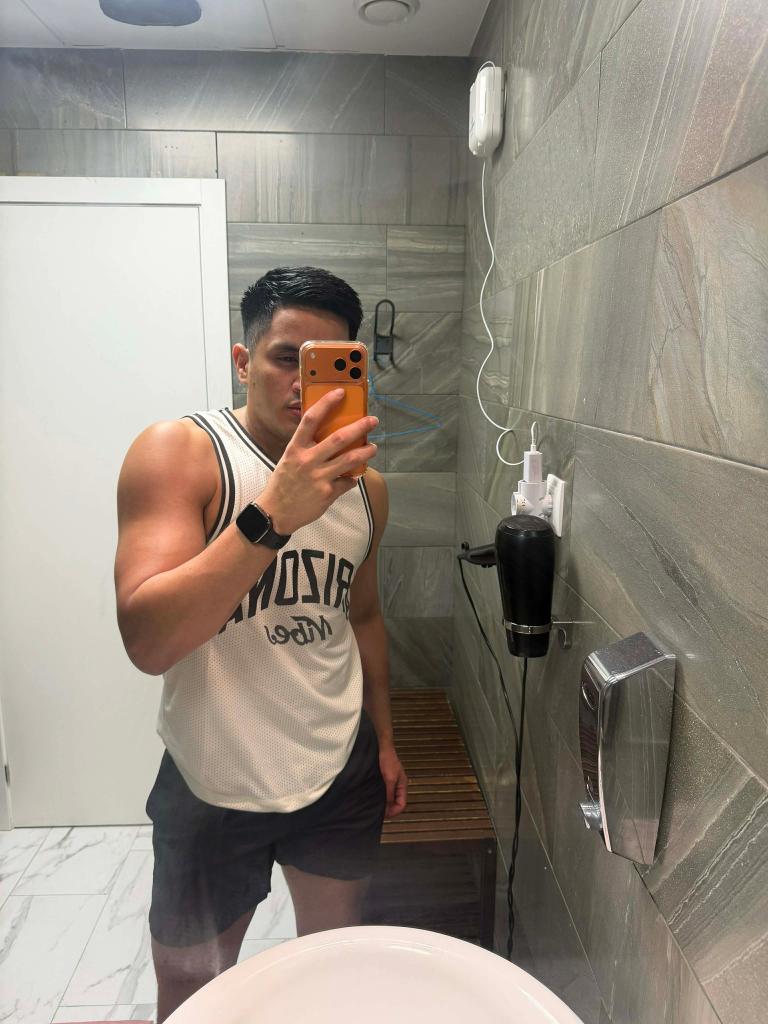 Chico busca chica en Murcia: 