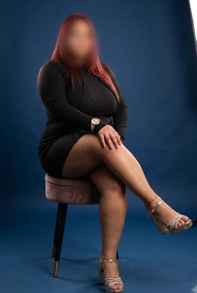 643248793: Chica busca chico en Pontevedra